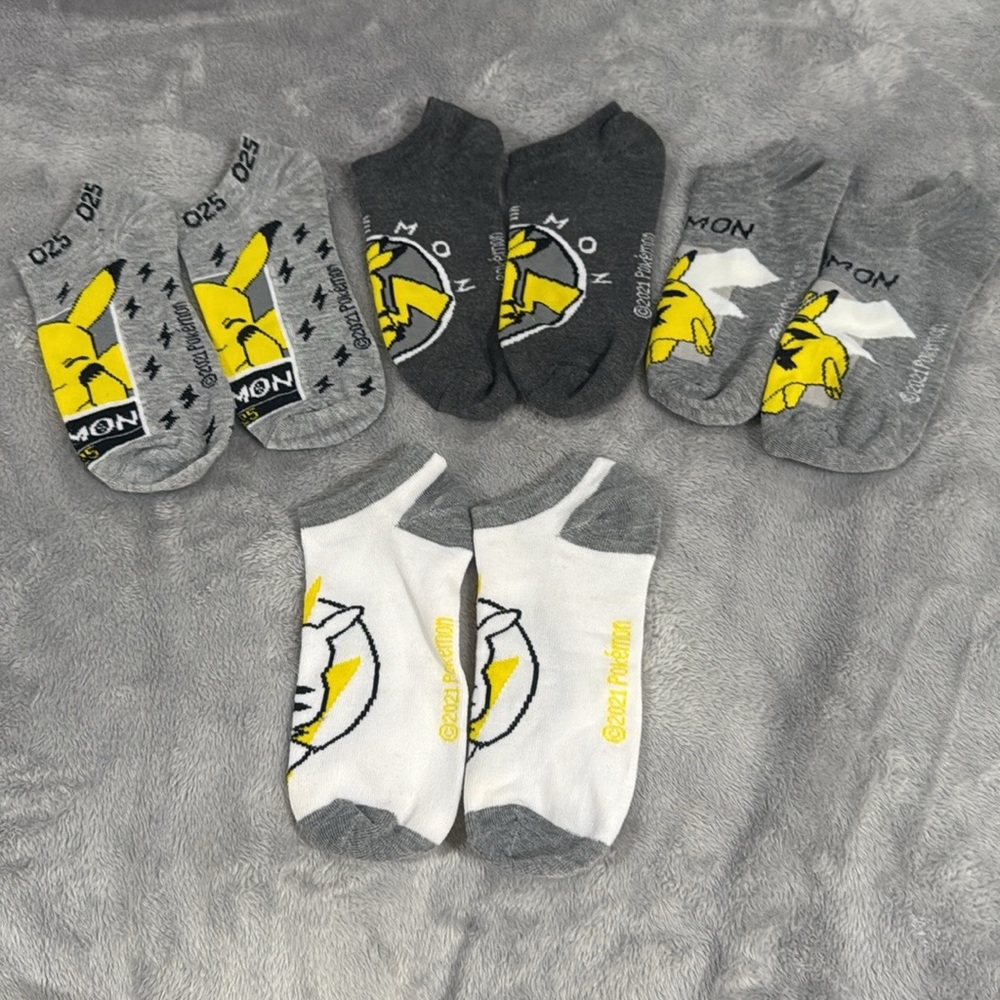 4 pairs Pokemon Pikachu Women’s Ankle Socks - Gray, White, Yellow NWOT